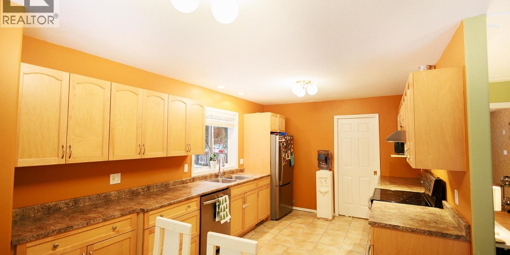 5418 MCCONNELL CRESCENT Terrace Photo 14 5418 MCCONNELL CRESCENT Terrace Photo 14